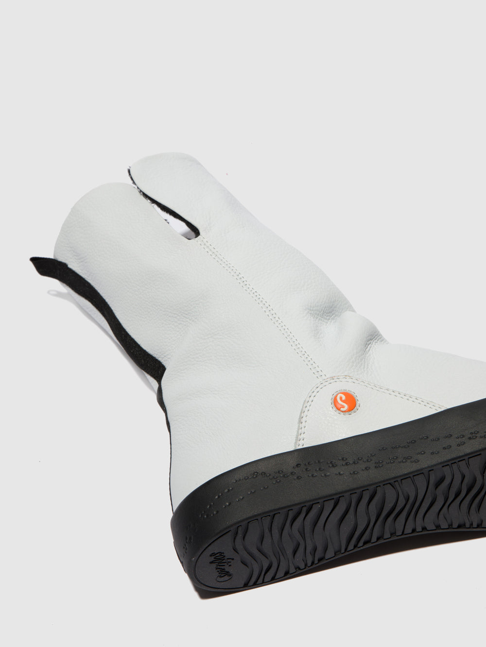 Zip Up Boots SIAH663SOF WHITE