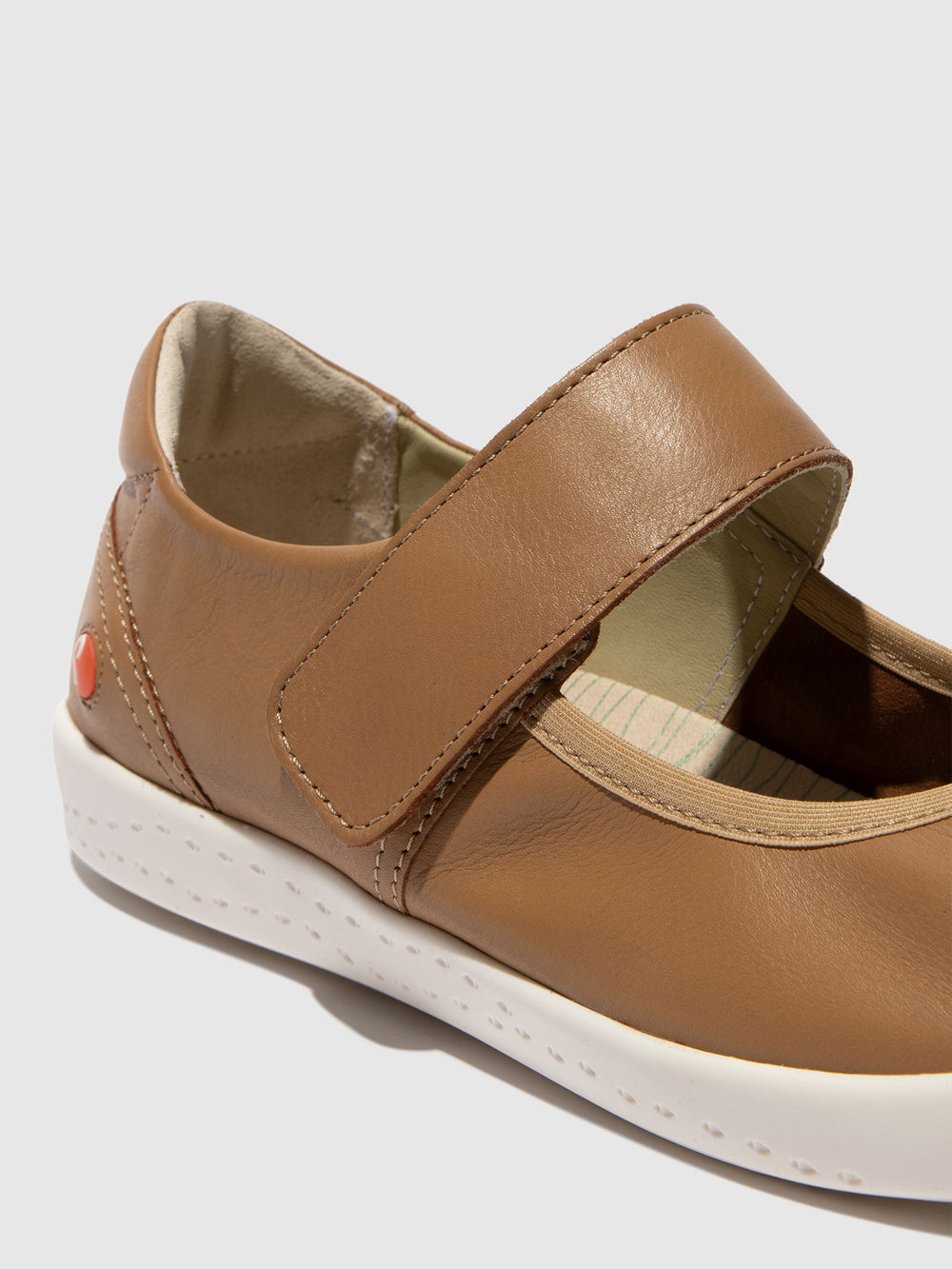 Velcro Ballerinas IGLA785SOF TAN