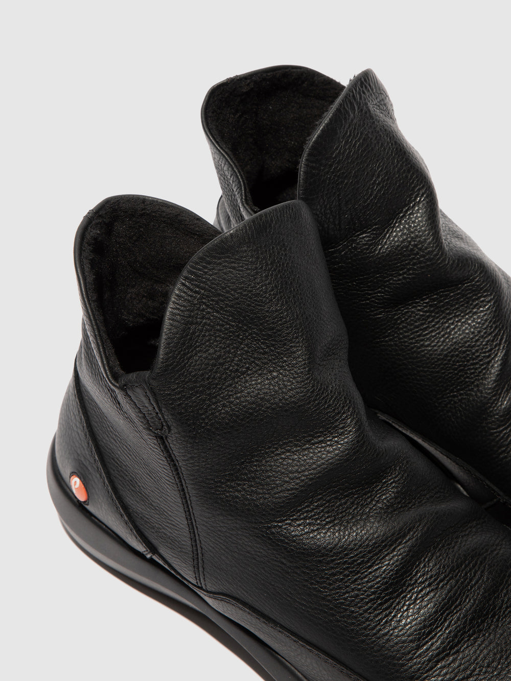 Zip Up Ankle Boots BUDY805SOF BLACK (BLACK SOLE)