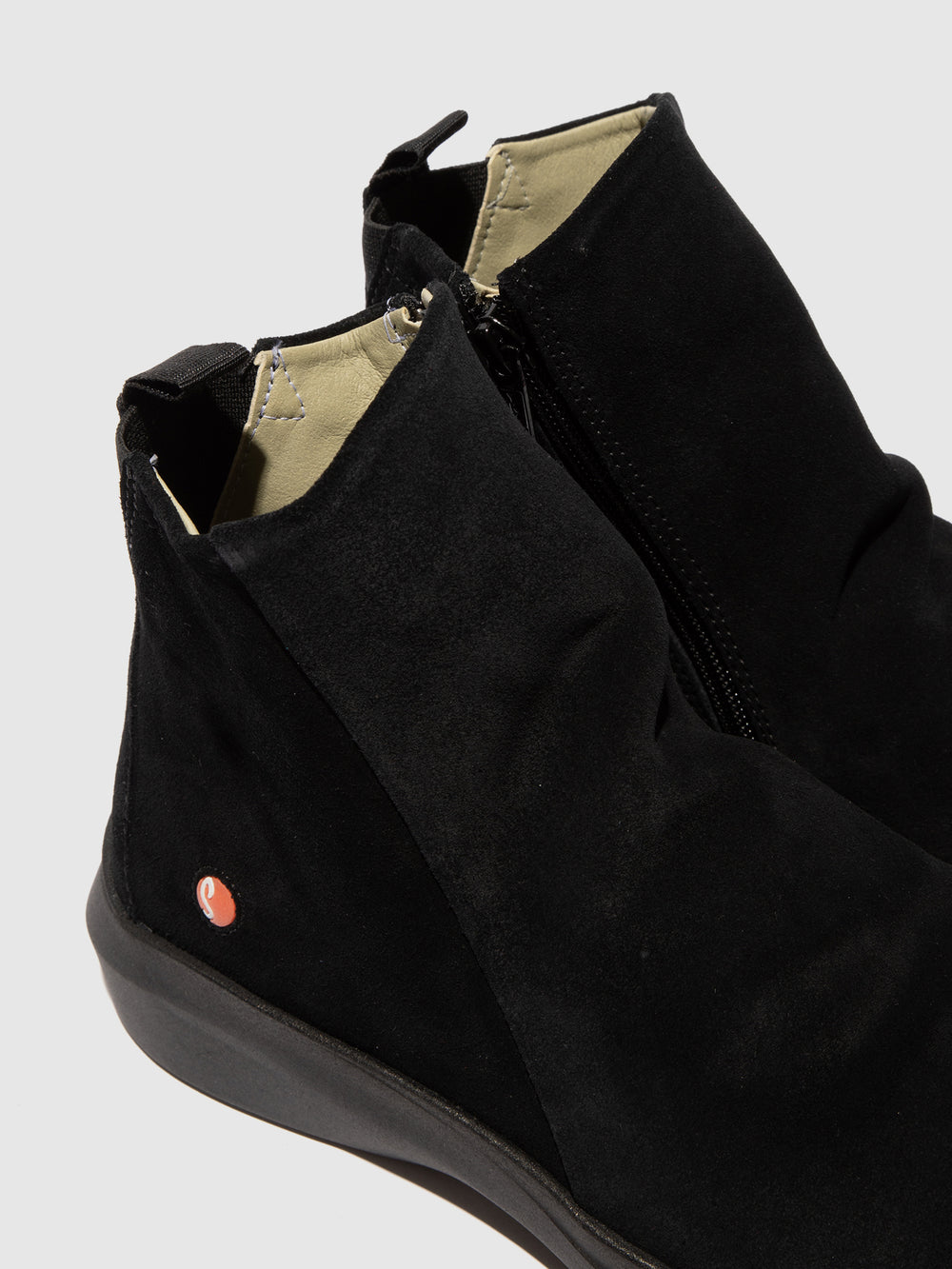 Zip Up Ankle Boots GUJY812SOF BLACK
