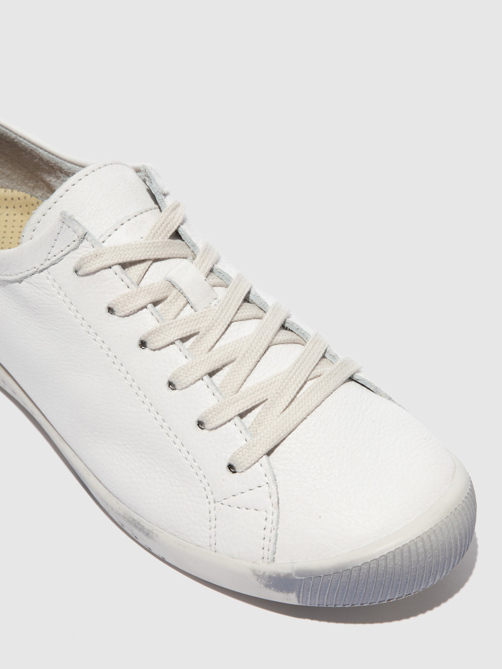 Lace-up Trainers ISLA White