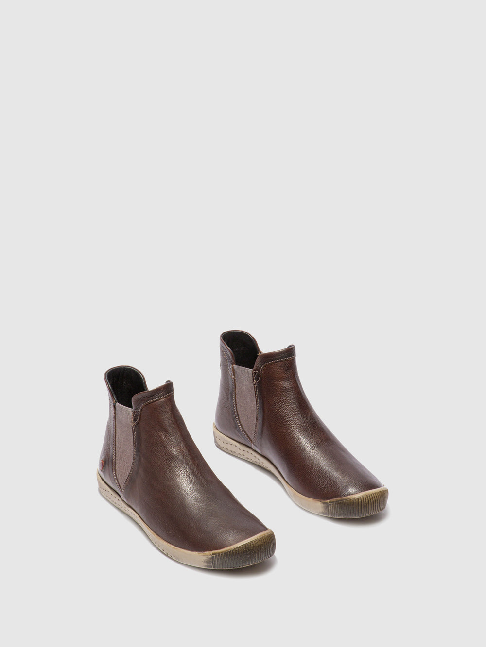 Chelsea Ankle Boots ITZI BROWN