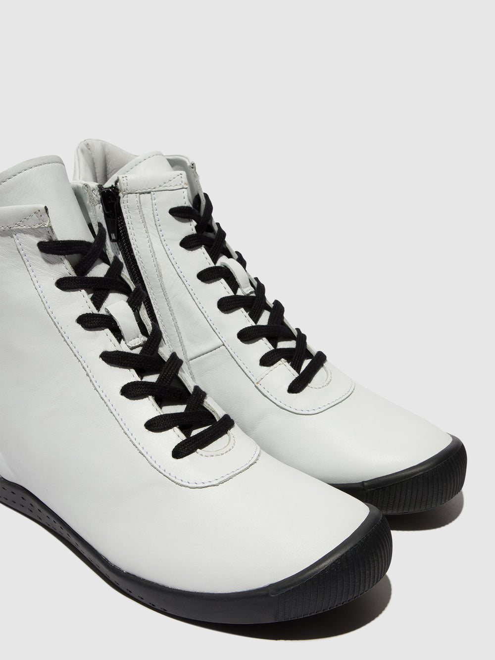 Lace-up Boots INBY695SOF White